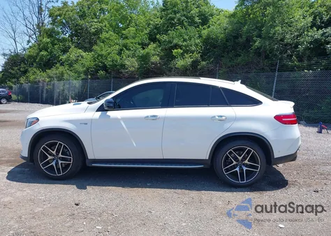 2019 Mercedes-Benz Amg Gle 43 Coupe 4Matic z USA, uszkodzony, nr VIN 4JGED6EB8KA155718